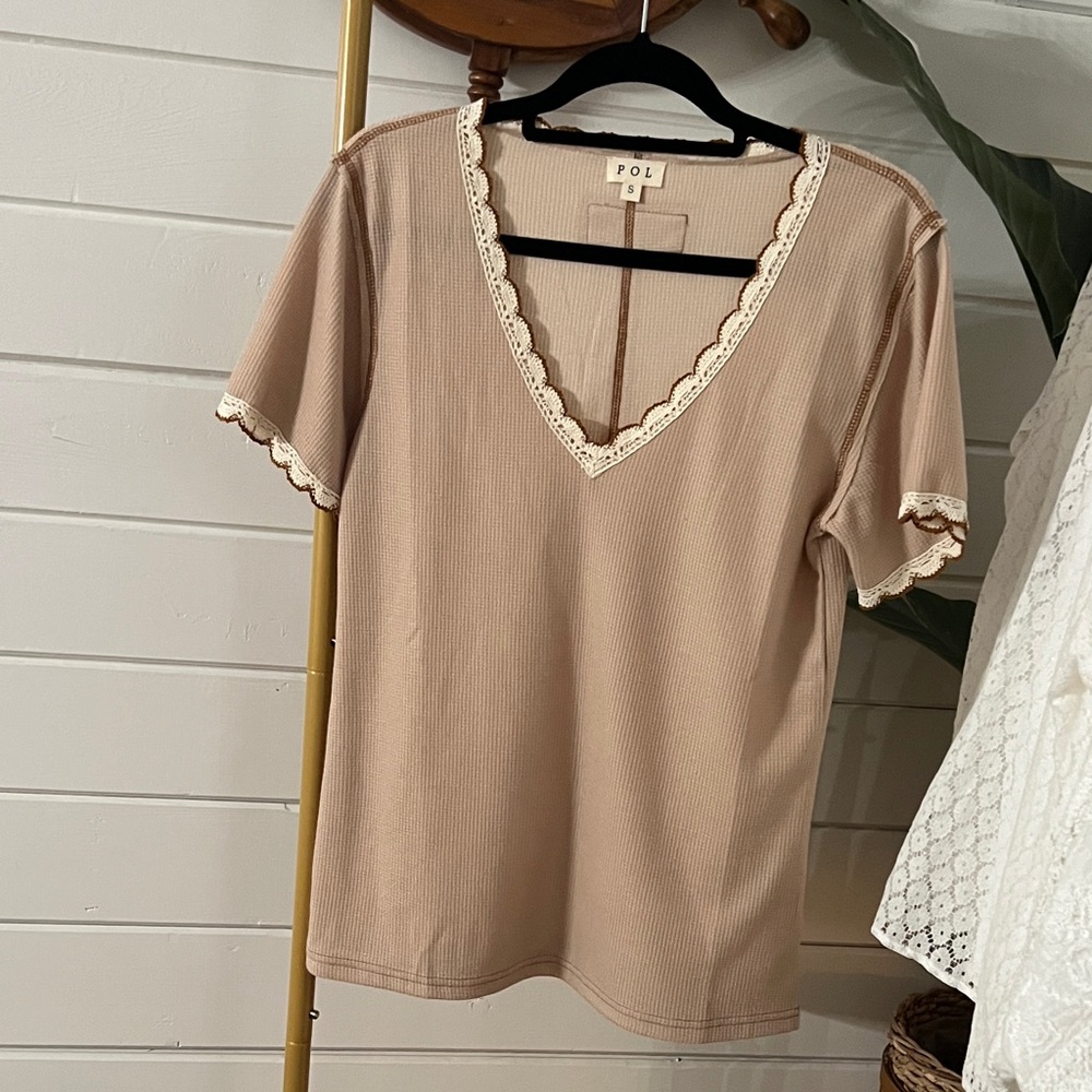 POL Women's Beige Lace Trim Tee